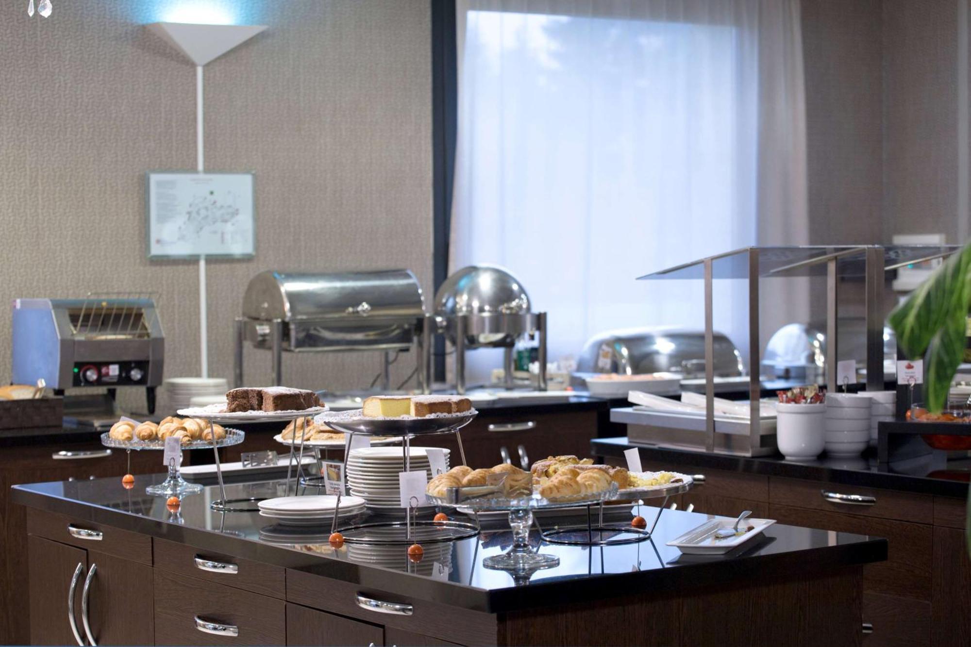 Dolce By Wyndham Milan Malpensa Hotel Somma Lombardo Eksteriør billede